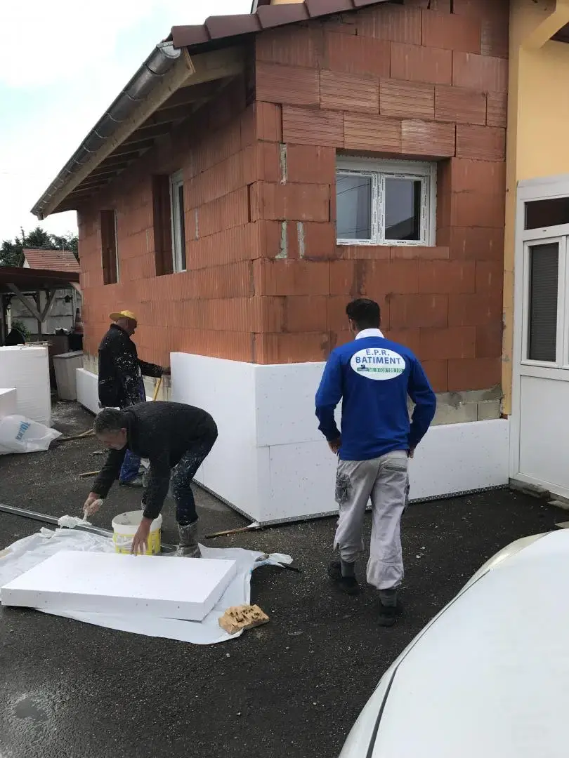 Artisan EPR Bâtiment sur un chantier